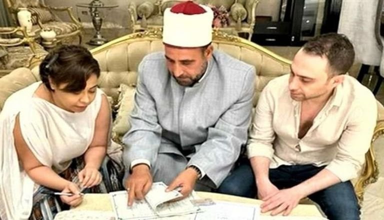 بعد عودة شيرين عبد الوهاب لطليقها حسام حبيب الجماهير تهاجمها