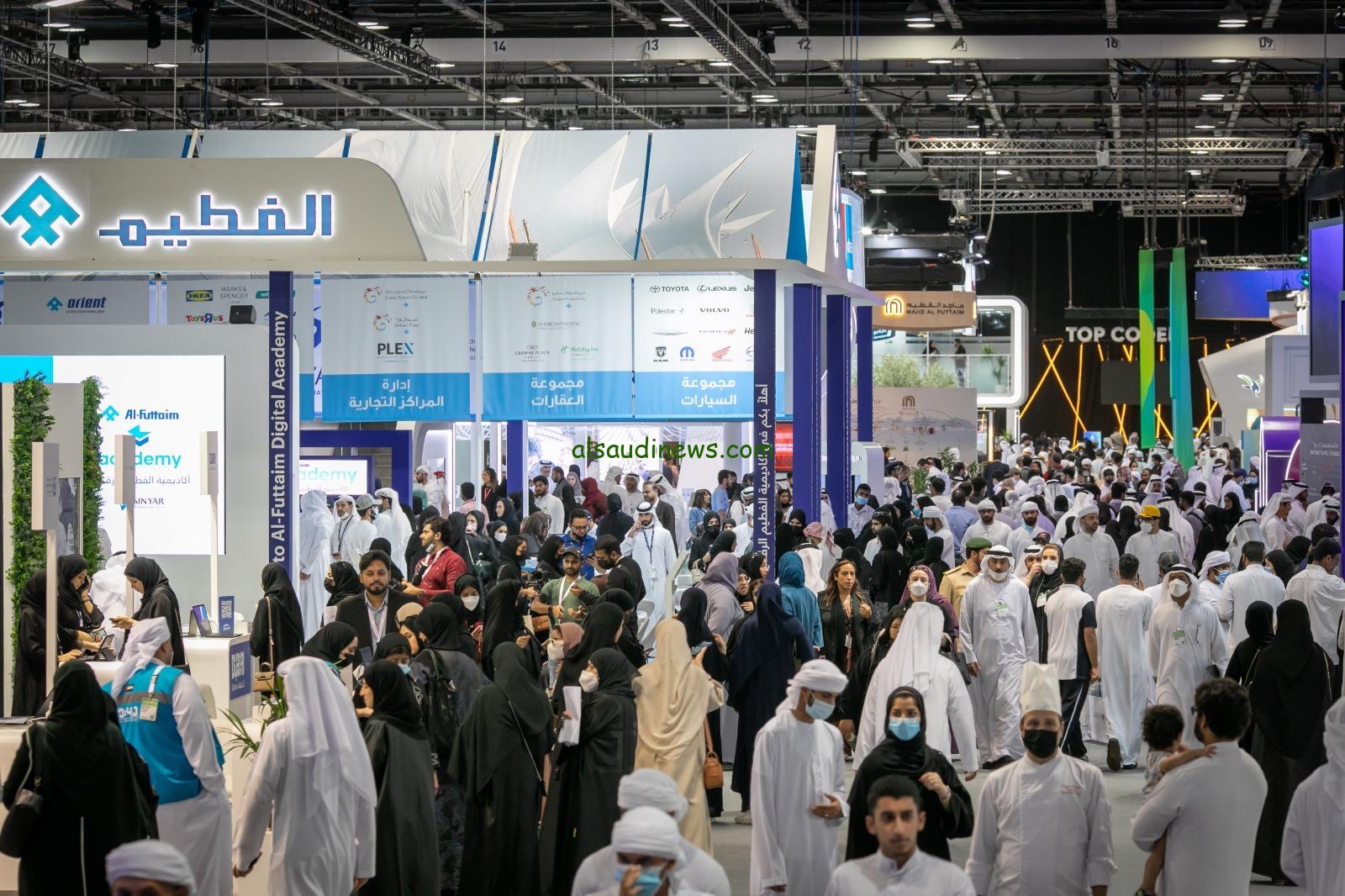 معرض رؤية الإمارات للوظائف 2023 بمشاركة 100 شركة.. تعرف علي وظائف الفطيم وبي دبليو سي