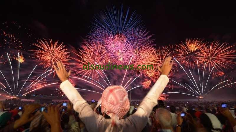 happy new year.. احتفالات الالعاب النارية في الإمارات أبو ظبي دبي وابرز الاماكن التى ستقام فيها العروض الليلة
