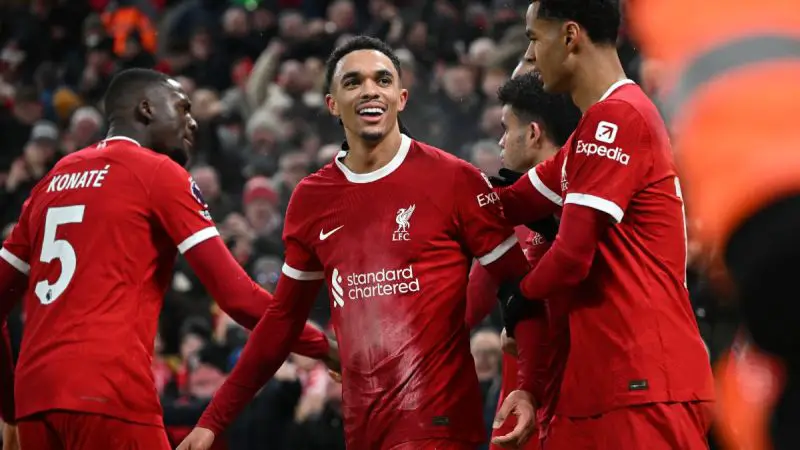 تشكيلة ليفربول المتوقعة اليوم أمام سانت غيلواز في الدوري الاوروبي.. صلاح أبرز الغائبين
