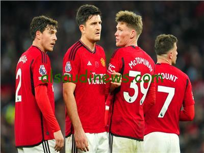 القنوات المفتوحة الناقلة لمباراة مانشستر يونايتد اليوم أمام أستون فيلا.. تين هاج معرض للإقالة