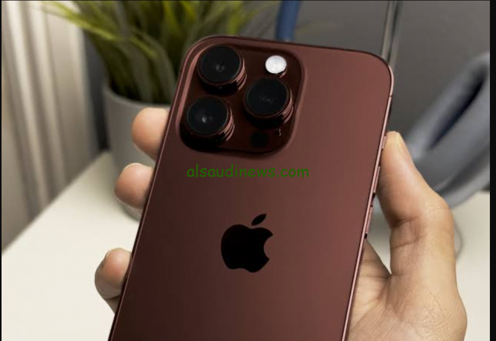 ايفون 15 برو ماكس: المواصفات والأسعار في السعودية