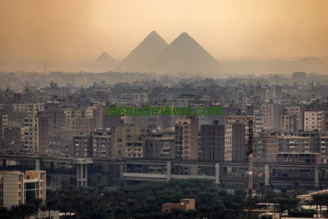 تغليف الهرم.. هدية مصر إلى العالم أم مضيعة للمال