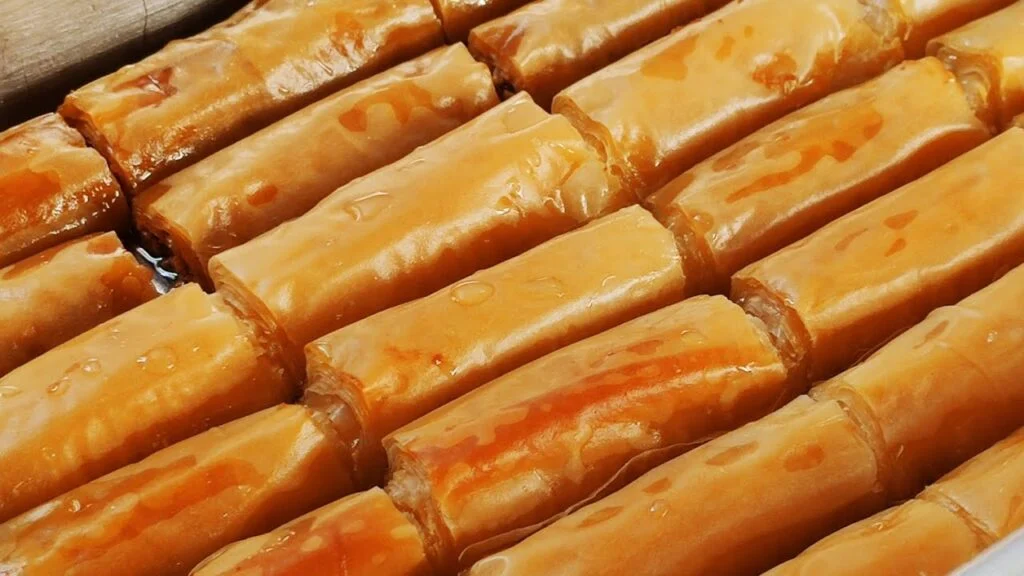 هتحضري التحلية بسهولة … طريقة عمل الجلاش الحلو بدون حشو