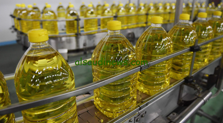 كيلو الزيت بكم في مصر؟ سعر الزيت اليوم في مصر .. هبوط الدولار يرفع سعر السلع الأساسية بالأسواق المحلية