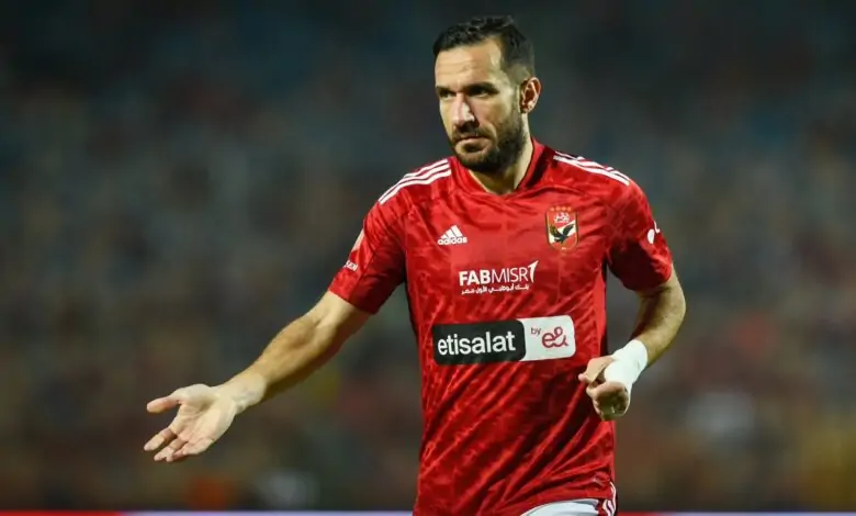 علي معلول مهدد بمغادرة الأهلي نهاية الموسم في حال عدم التجديد.. إعرف شروط اللاعب من أجل إستمرارة في القلعة الحمراء
