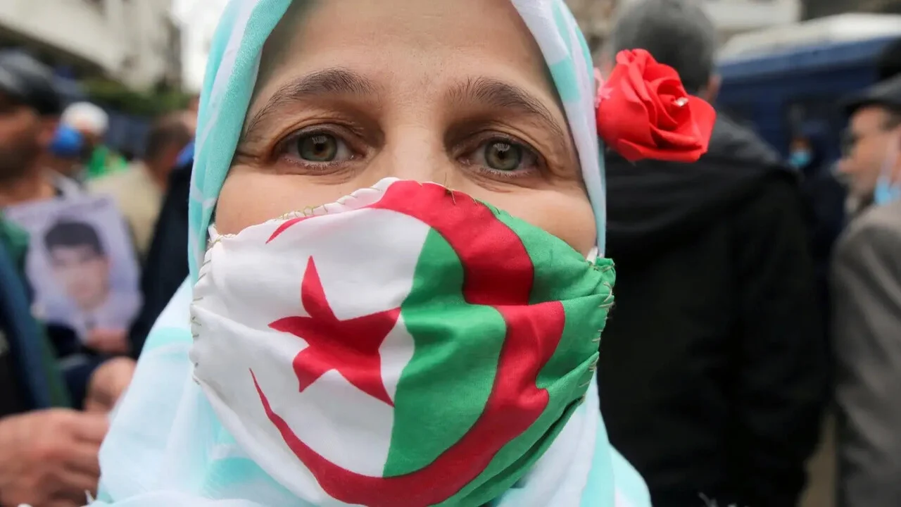“الآن” شروط منحة المرأة الماكثة 8000 دينار في الجزائر وكيفية التسجيل عبر minha.anem.dz