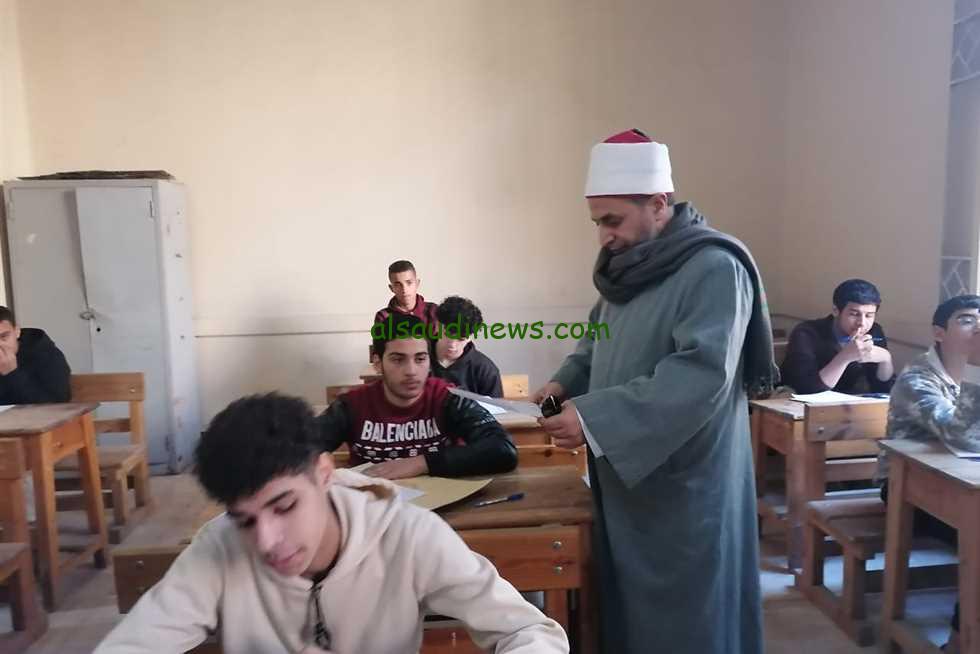 إلحق شوفة.. تسريب إمتحانات الثانوية الأزهرية 2024 إمتحان مادة الكيمياء الأربعاء 10 يوليو 2024