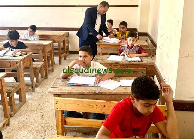 استعلم الان.. موعد امتحانات الملاحق لصفوف النقل 2024 الابتدائية والاعدادية