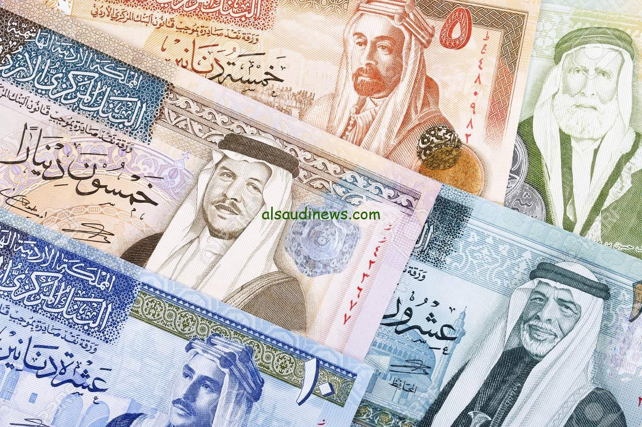 سعر الدينار الكويتي مقابل الجنية المصري اليوم الخميس 18-7-2024 في جميع البنوك