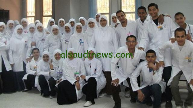 هتدخل وانت حاطط رجل علي رجل.. إعراف ما هو تنسيق معهد فني تمريض في جميع المحافظات؟!