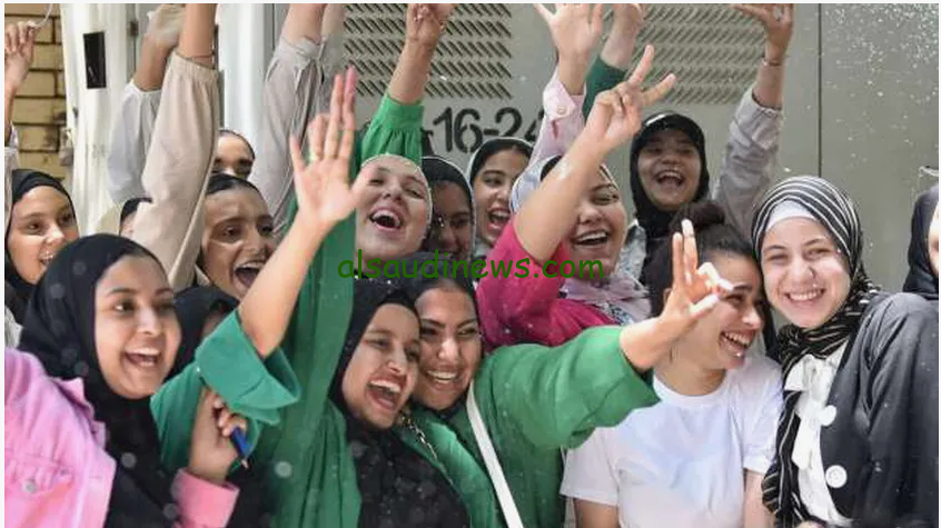 اقتربت… أسماء أوائل الثانوية العامة 2024 وخطوات الاستعلام عن النتيجة