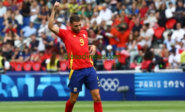 مراسم تتويج المغرب والإسبان .. نتيجة مباراة إسبانيا وفرنسا اليوم في نهائي أولمبياد باريس