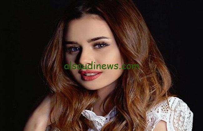 “إكسسوارت وفلوس”.. تفاصيل سرقة فيلا الفنانة منة عرفة