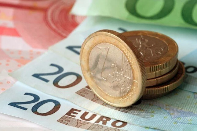 100 يورو بكام مصري؟! .. سعر اليورو اليوم في السوق السوداء اليوم تراجع 6 قروش لليورو أمام الجنية المصري