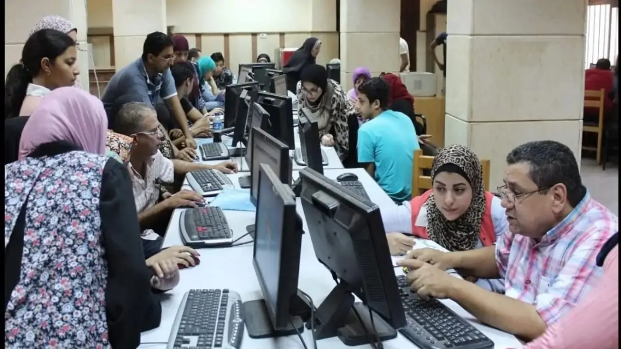 “حول من كليتك “رابط تقليل الاغتراب لطلاب المرحلتين الأولى والثانية 2024/2025 بتنسيق الجامعات tansik.digital.gov.eg