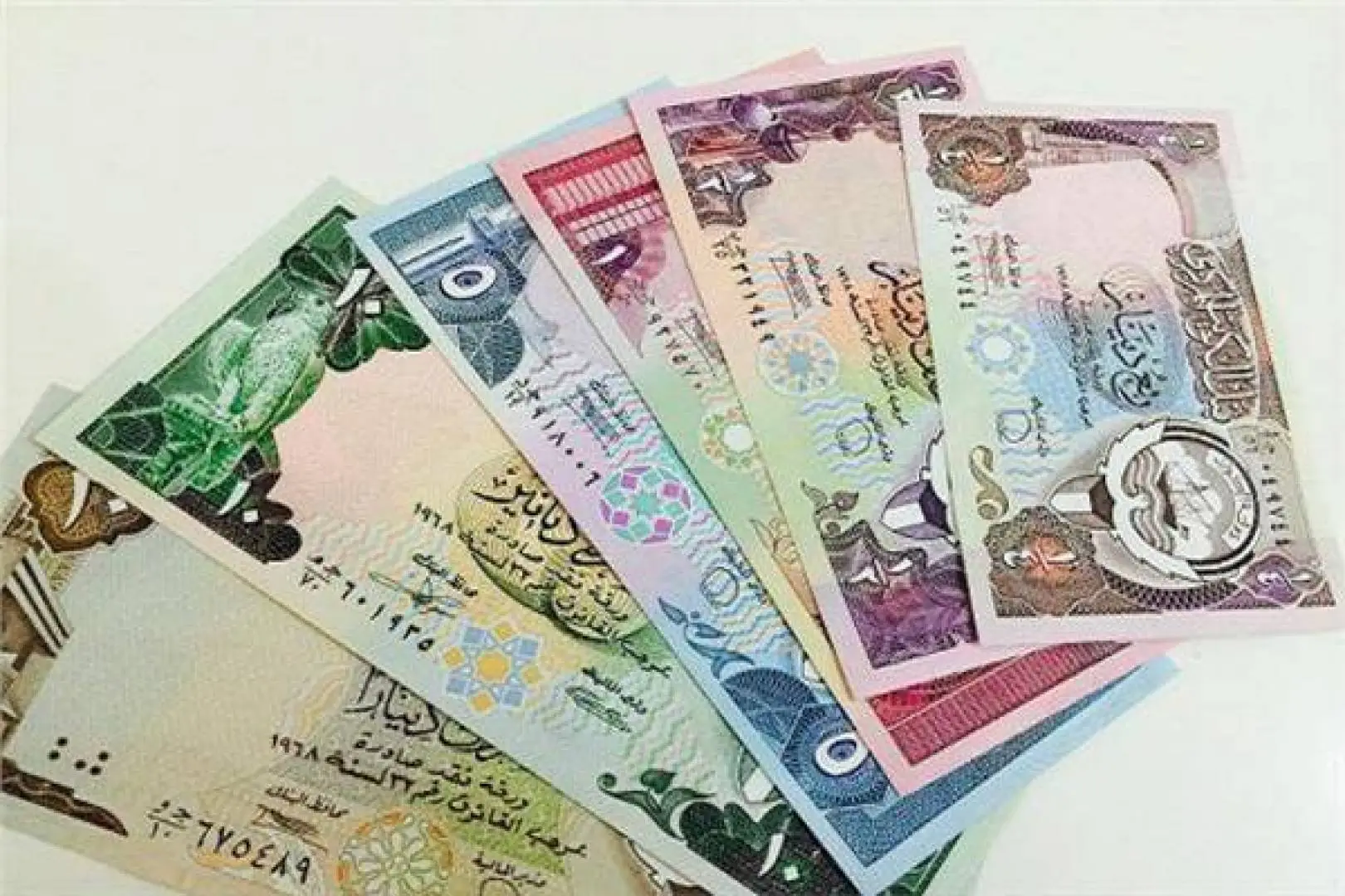 100 دينار بكام؟ سعر الدينار الكويتي اليوم السبت 7 سبتمبر 2024 مقابل الجنيه المصري وفقا لأخر تحديثات