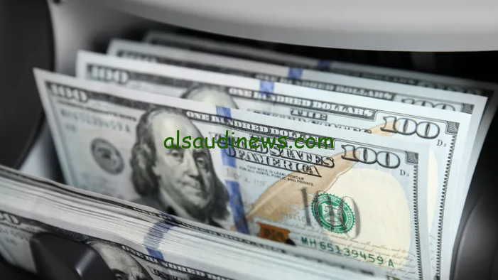 بكام العملة الخضراء النهارده.. سعر الدولار اليوم الثلاثاء 3 سبتمبر 2024 في البنوك المصرية والسوق السوداء ” مفاجاة لم يتوقعها احد “