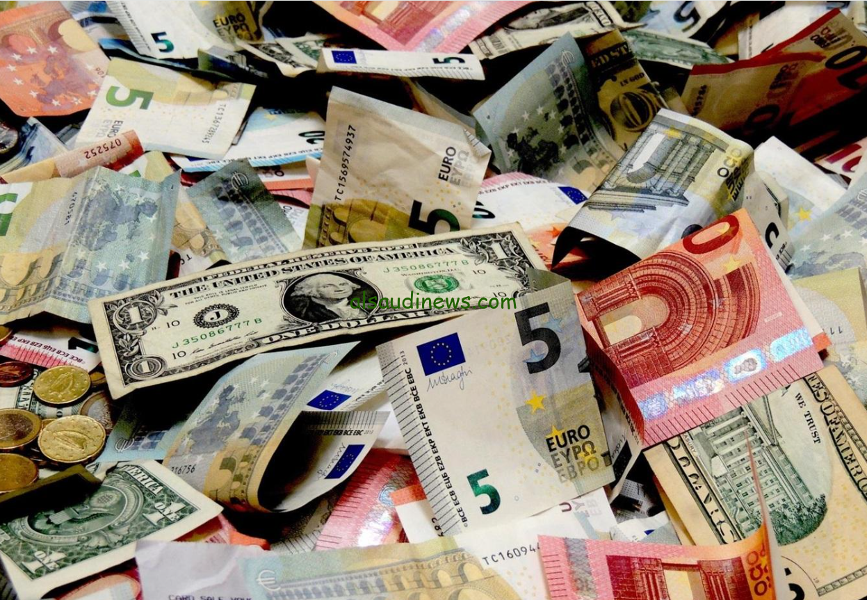 ارتفاع مفاجئ في تاريخ العملات | أسعار العملات اليوم في السوق السوداء الخميس 31 أكتوبر 2024 وفقاً للتحديث الأخير