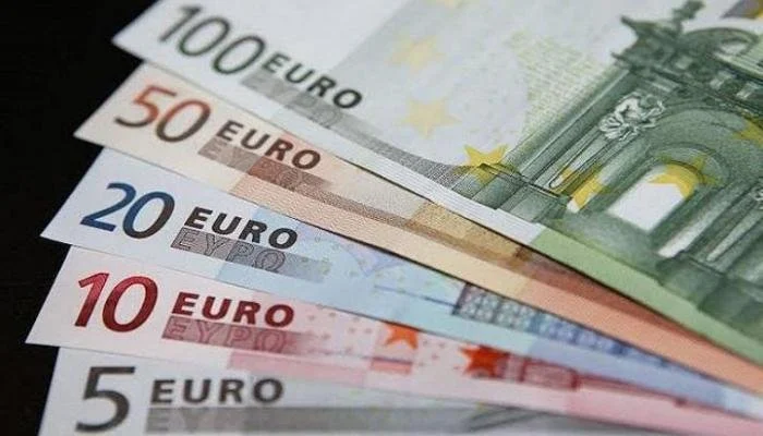 ” ارتفاع اليورو الان ” تعرف علي أعلى سعر اليورو اليوم في السوق السوداء الاحد 6-10-2024 مقابل الجنيه المصري وفقا لأخر تحديثات