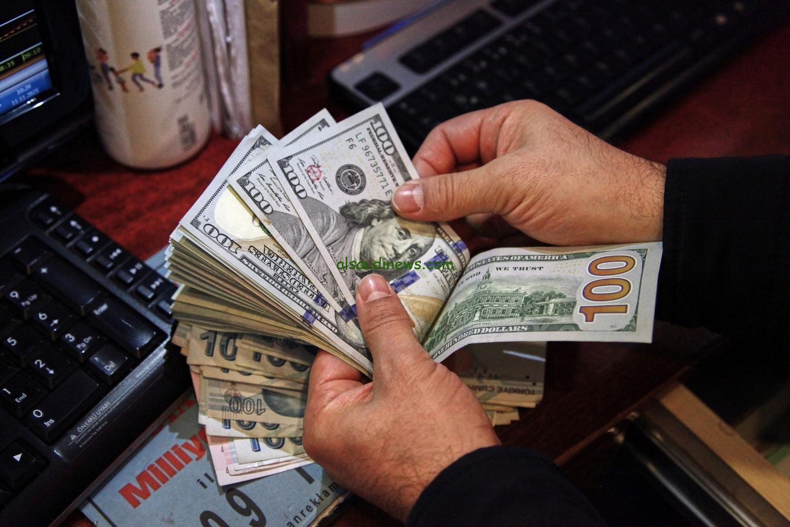 الورقة 100 دولار بكام مصري فى السوق السوداء ؟.. سعر الدولار مقابل الجنية اليوم فى جميع البنوك المصرية
