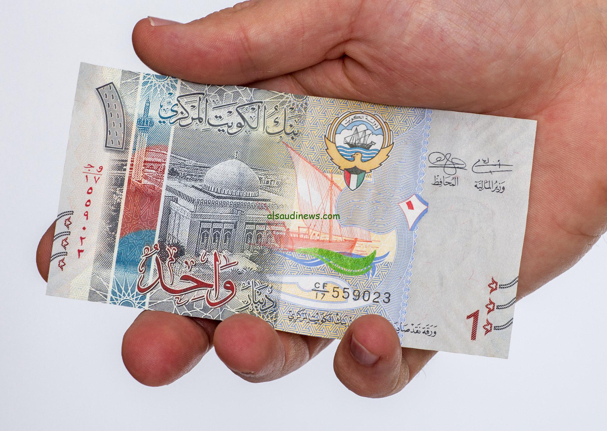 “الغالي بقى في العالي” سعر الدينار الكويتي في السوق السوداء اليوم الاحد 27-10-2024 وفي البنوك العاملة بمصر