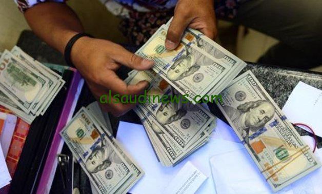 تحويل 1 دولار كم مصري في السوق السوداء؟ .. سعر الدولار اليوم مقابل الجنية فى جميع البنوك المصرية