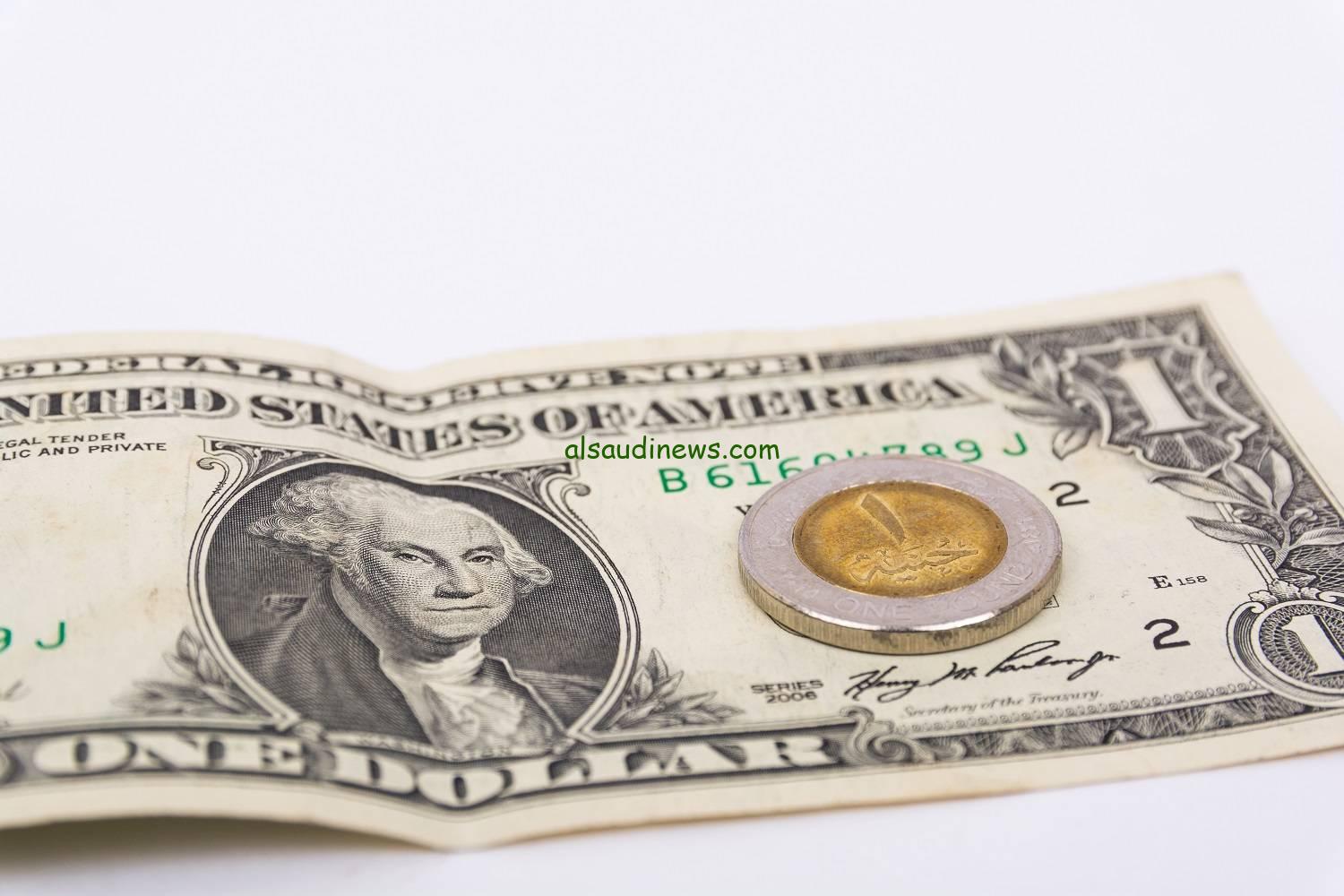 الأخضر كارثة .. سعر الدولار في السوق السوداء اليوم الخميس 28 نوفمبر 2024 امام الجنية المصري