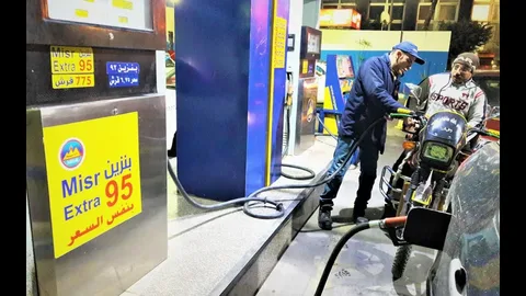 “بنزين 92 بـ15.25 جنية” أسعار البنزين والسولار اليوم الاحد 8 ديسمبر 2024 في جميع محطات الوقود في مصر