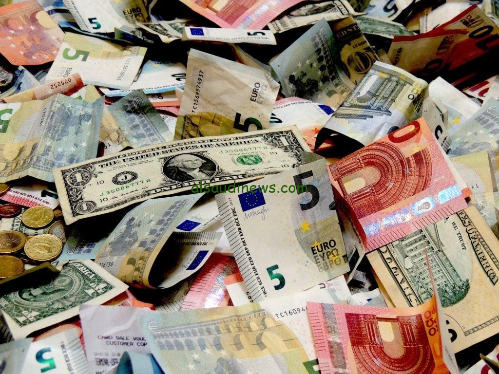 أسعار العملات اليوم مقابل الجنيه المصري الخميس 26 ديسمبر 2024 في البنك المركزي والبنك الأهلي المصري للبيع والشراء