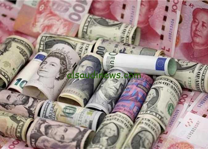 (الإسترليني سجل كام) أسعار العملات في السوق السوداء اليوم 10-12-2024 وفي البنك المركزي مقابل الجنيه المصري