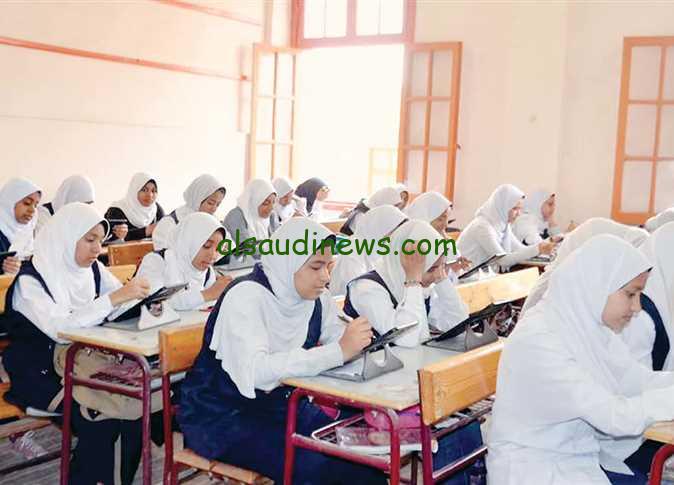 خطوات تسجيل استمارة الشهادة الإعدادية 2025 من خلال موقع وزارة التربية والتعليم moe-register.emis.gov.eg