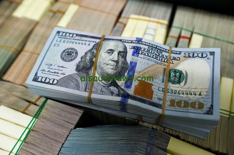 كم صرف 100 دولار امريكي في السوق السوداء ؟.. سعر الدولار اليوم 8-3-2025 مقابل الجنية المصري فى كافة البنوك