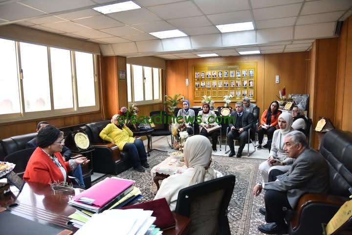 الصحة تستعرض خطط التوسع في مبادرة “الألف يوم الذهبية” بالقطاع الخاص
نائب الوزير تحذر من ارتفاع غير مبرر في معدلات الولادات القيصرية