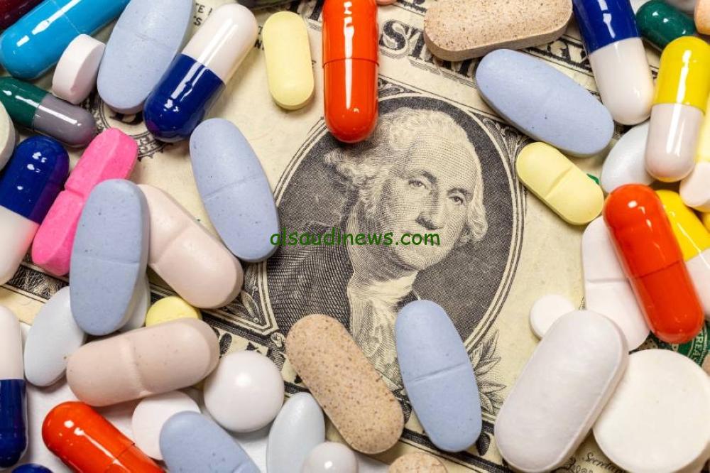 ترامب يهدد شركات الأدوية مجددًا: خطة لربط أسعار الأدوية بالمعدلات الدولية تثير قلق القطاع