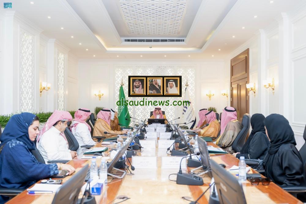 اجتماع برئاسة وزير الإعلام لمناقشة أهداف إذاعة وتلفزيون 2025