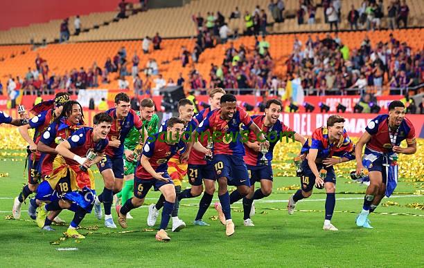برشلونة يتوج بلقب كأس ملك إسبانيا بمشاركة 17 لاعبًا جديدًا