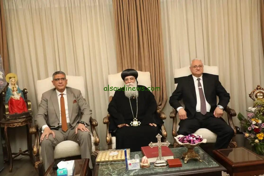 محافظ الجيزة يؤكد في مطرانية الأقباط الأرثوذكس: الألفة بين المصريين ثابتة ولا تستطيع محاولات زعزعتها