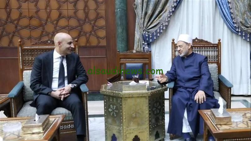شيخ الأزهر ووزير التعليم يؤكدان أهمية تعزيز القيم الدينية والأخلاقية في المناهج الدراسية
