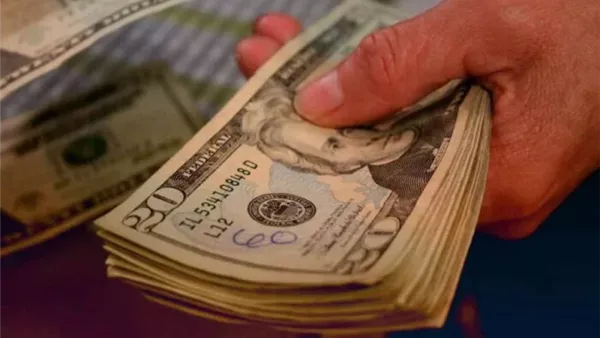 سعر الدولار مقابل الجنيه المصري اليوم الجمعة 25 أبريل 2025 في البنوك بالتعاملات الصباحية
