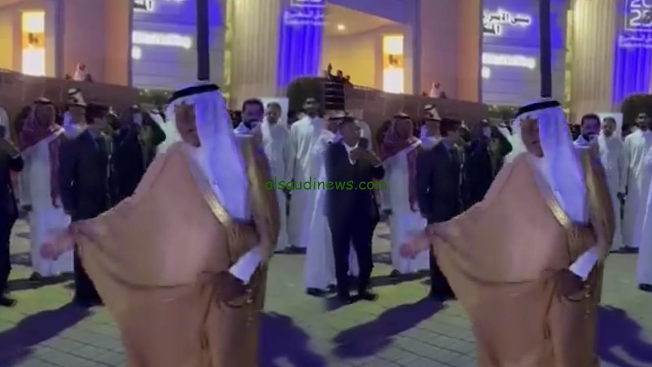 الأمير تركي الفيصل يحتفل بتخرج دفعة جديدة من طلاب الفيصل بالرياض