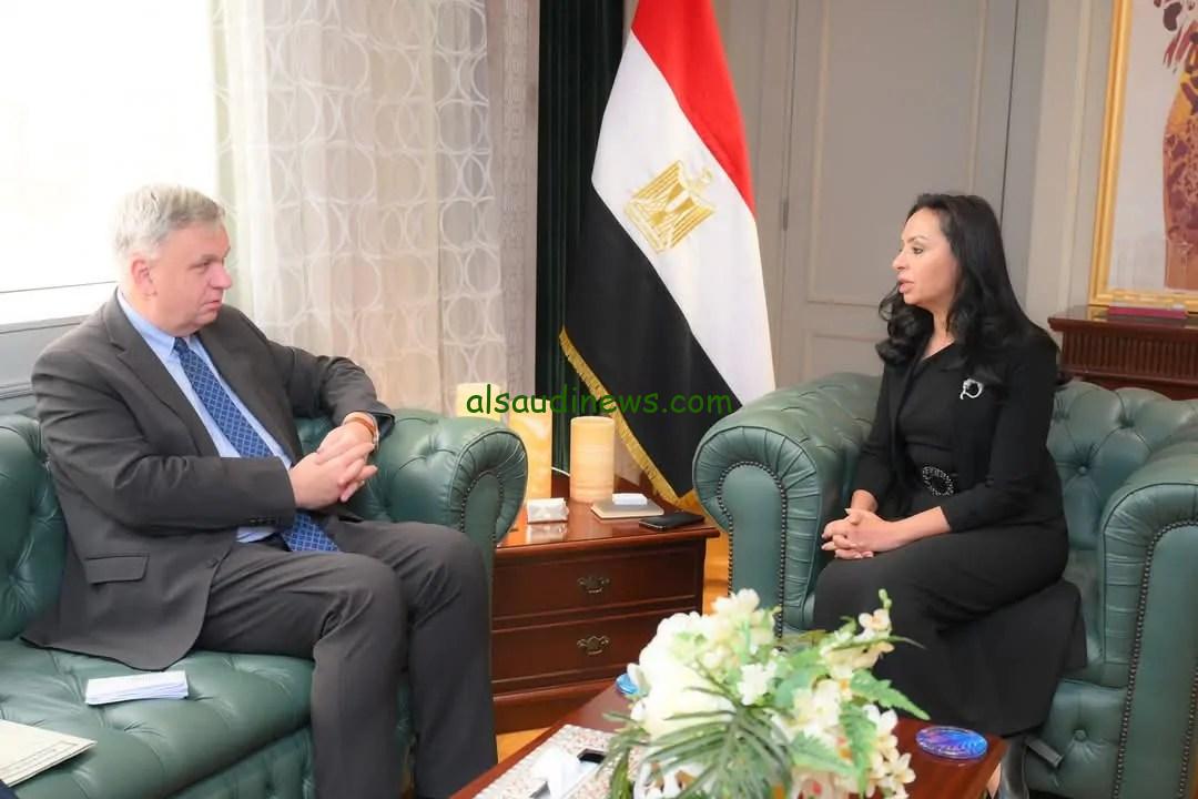 وزيرة التضامن والسفير الألماني بالقاهرة يناقشان تعزيز التعاون في المجالات المشتركة