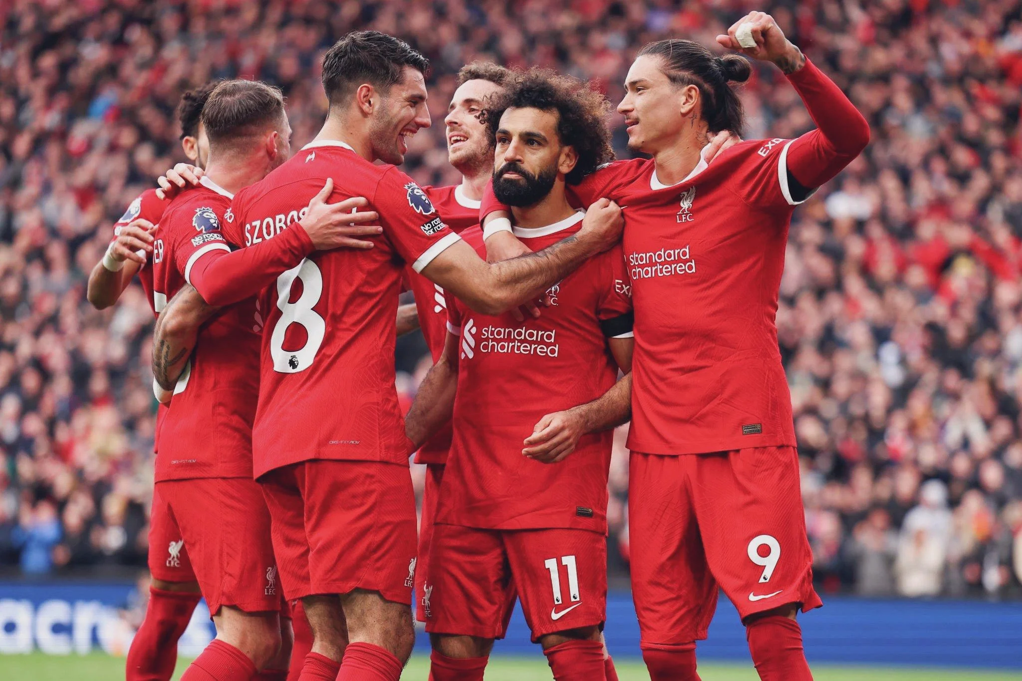 استمتع بمشاهدة مباراة ليفربول وليستر سيتي في الدوري الإنجليزي الممتاز