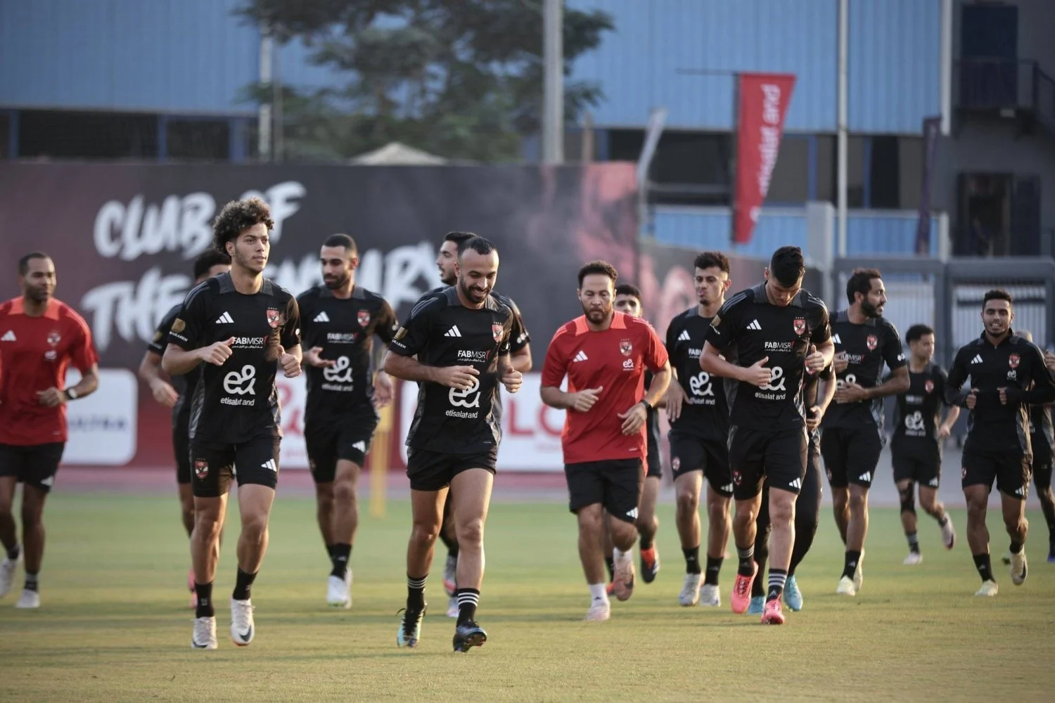 استمتع بمشاهدة مباراة الأهلي وصن داونز في دوري أبطال إفريقيا