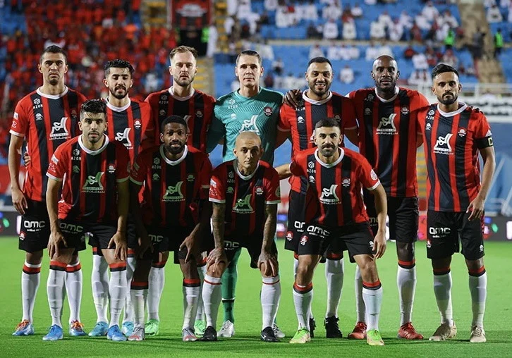 الرائد يسجل رباعية مذهلة في شباك العروبة بالدوري السعودي