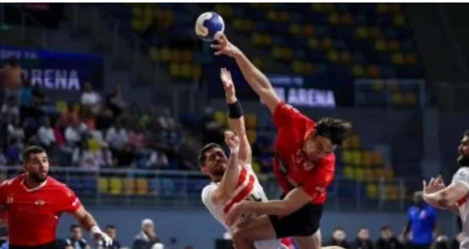 مواجهة حامية الوطيس بين الزمالك والأهلي في نهائي كأس مصر لكرة اليد!