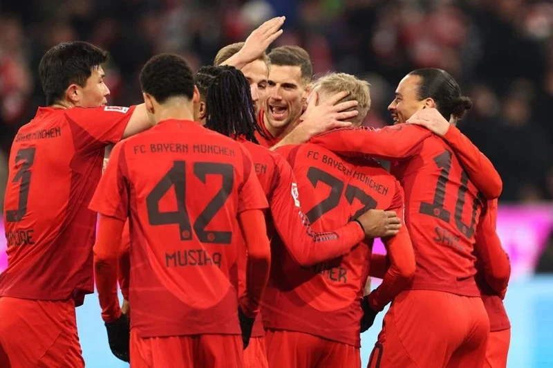 بايرن ميونخ يقترب من تحقيق لقب الدوري الألماني المثير