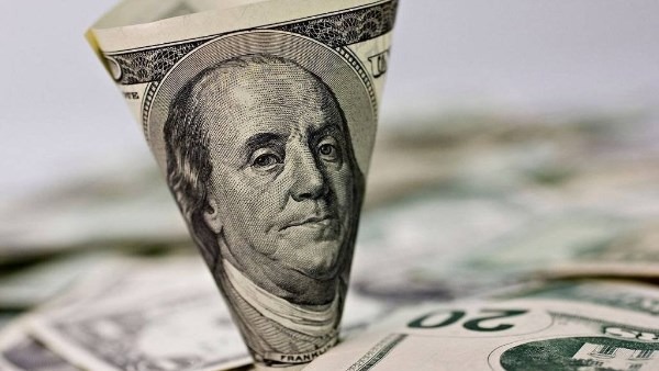 هبوط غير معتاد للاخضر .. سعر الدولار اليوم الثلاثاء 27 مايو 2025 فى مصر فى جميع البنوك والسوق السوداء